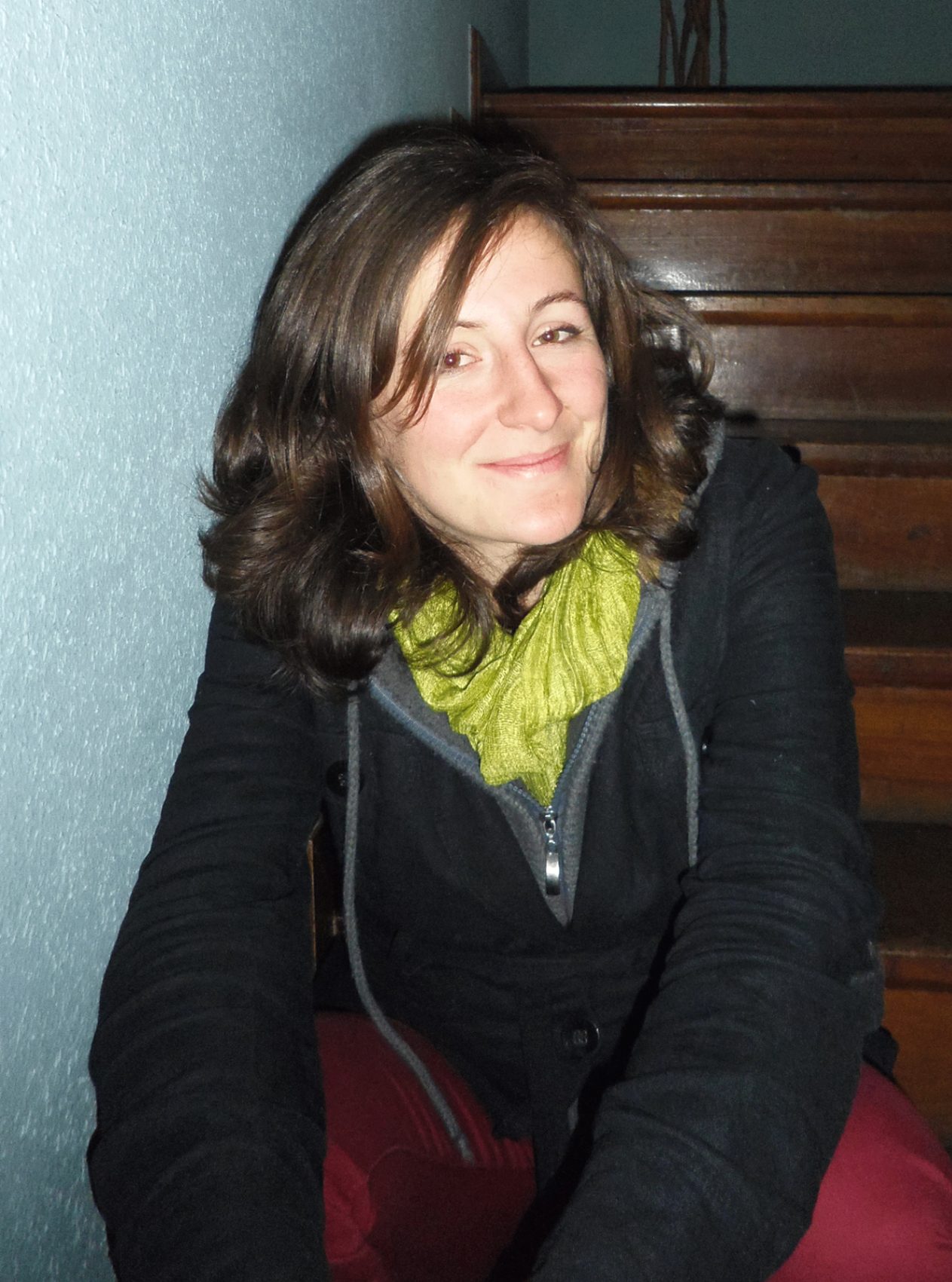 Portrait de Nadine, souriante
